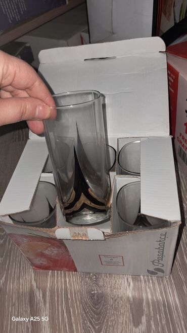 Digər dəstlər və servizlər: Şüşə qablar və stəkanlar dəsti - Dondurma/kokteyl üçün şüşə qablardan — 15