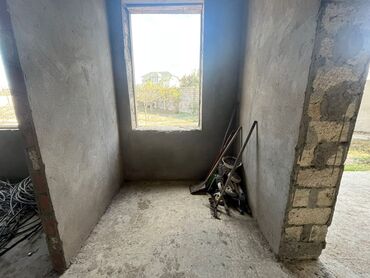 Həyət evləri və villaların satışı: 5 otaqlı, 1600 kv. m, Təmirsiz — 9