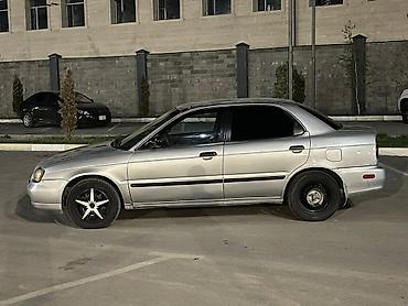 1999: Suzuki Esteem: 1999 г., 1.8 л, Автомат, Бензин, Седан — 6