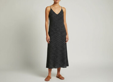 jakie sukienki dla 70 latki: Women`s dress, size S