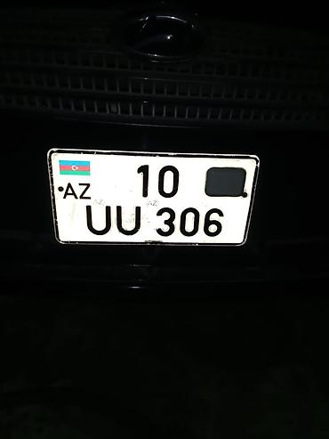 kamaz satilir: 10 UU 306 dovlət qeydiyyat nişanı satilir. Nömre avtomobilin — 1