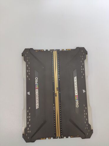 автомат машина ош: Оперативная память, Б/у, Corsair, 16 ГБ, DDR4, Для ПК