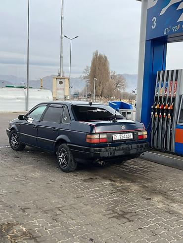 Volkswagen: Volkswagen Passat: 1990 г., Бензин, Седан at lalafo.kg — 6 Volkswagen: Volkswagen Passat: 1990 г., Бензин, Седан — 6