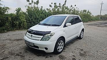 решетка тойота: Toyota Ist: 2003 г., 1.3 л, Автомат, Бензин, Хэтчбэк — 1