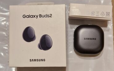 samsung galaxy note 9 ikinci el: Orginal Galaxy Buds. Ideal vəziyyətdə.Karobka,ehtiyat rezinlər,hər bir