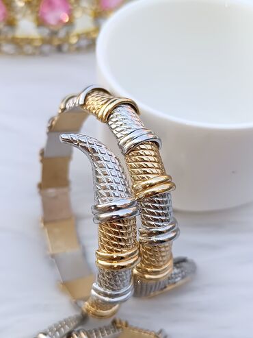 Qol saatları: Yeni, Qol saatı — 10