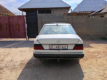 bud e9: Mercedes-Benz W124: 1987 г., Седан — 3
