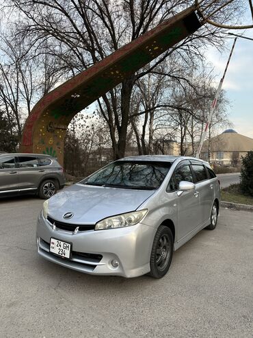 Toyota: Toyota WISH: 2010 г., 1.8 л, Вариатор, Бензин, Минивэн