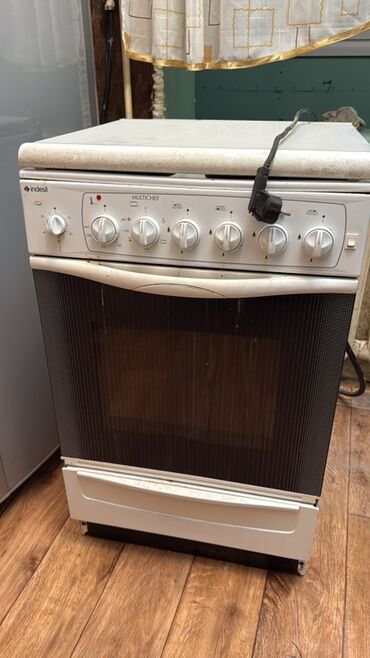плиты электрические: Indesit, Электрическая, Механическое, Напольная