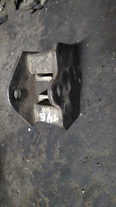 Двигатели, моторы и ГБЦ: Подушка ДВС \ АКПП с японского автомобиля. См.Фото. Цена указана за — 7