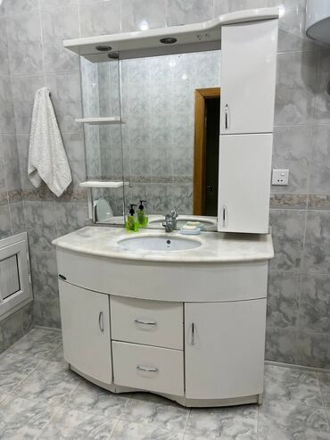 mr fix qiymeti: Moydadir yaxşı veziyyetde eni 1.20 qiymət 70 AZN ünvan 28 may.Çinarə