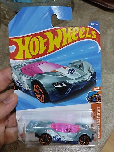 Hot Wheels kolleksiya modeli – “Champs des Circuits” seriyasından 2/5