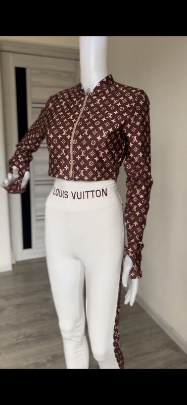 İdman geyimləri: Elaqe ucun wp — 9