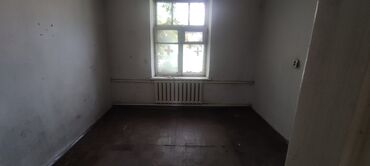 дом район кирпичный: 150 кв. м, 6 бөлмө, Унаа токтотуучу жай