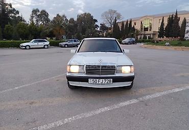 e39 guzgu: Mercedes-Benz 190 (W201): 2 l | 1990 il Sedan — 3