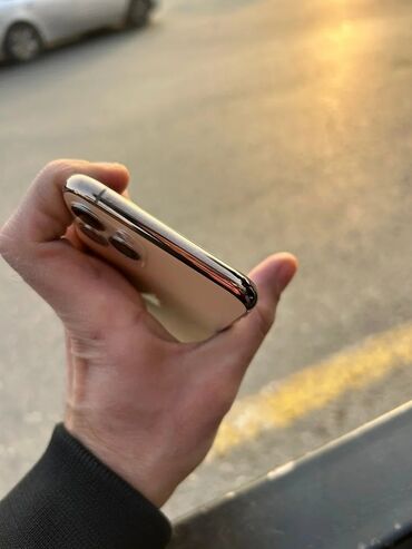 Apple iPhone: IPhone 11 Pro, 256 GB, Qızılı, Face ID — 9