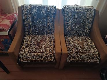Klassik üslubda qonaq otağı dəsti: - 1 ədəd üçnəfərlik divan - 2 ədəd lalafo.az -da Klassik üslubda qonaq otağı dəsti: - 1 ədəd üçnəfərlik divan - 2 ədəd
