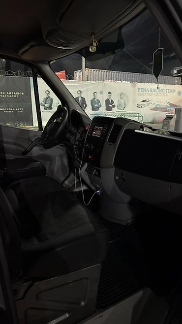 124 e500: Mercedes-Benz Спринтер: 2014 г., 2.2 л, Автомат, Дизель, Фургон — 4