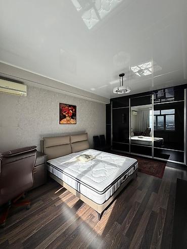 Продажа квартир: 2 комнаты, 81 м², Элитка, 8 этаж — 14