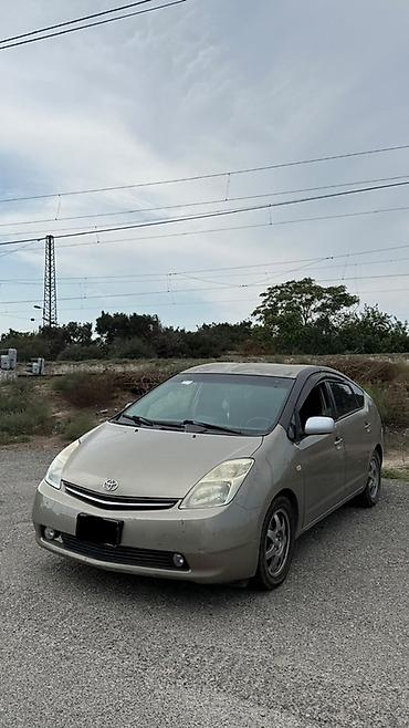Toyota Prius: 1.5 l | Hetçbek lalafo.az -da Toyota Prius: 1.5 l | Hetçbek