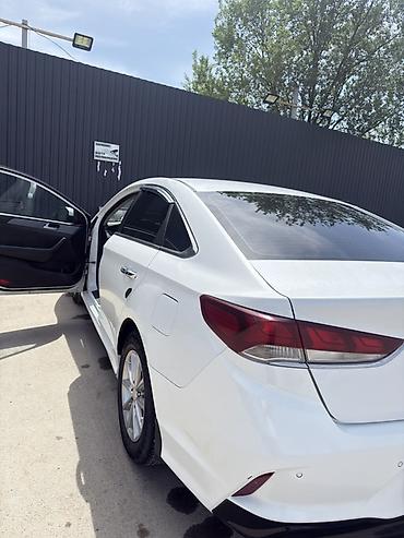 Hyundai: Hyundai Sonata: 2018 г., 2 л, Автомат, Газ, Седан — 6