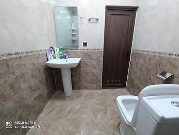 zabrat ev: 8 mkr. Ə.Naxcivani bina evi 10-7 mərtəbəsi lift var. 1 otaqli — 8
