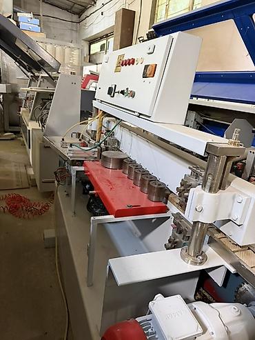 Оборудование для производства: PVC dəzgahı – kənar emalı və yapışdırma işləri üçün qazıması var - — 3