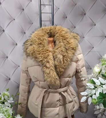 Zimske jakne: Akcija svi modeli po 5500 din. km — 7