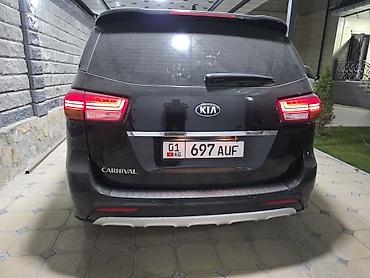 Kia: Kia Carnival: 2017 г., 2.2 л, Автомат, Дизель, Минивэн — 6