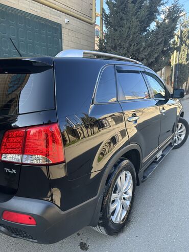 Kia: Kia Sorento: 2 l | 2011 il Ofrouder/SUV — 3