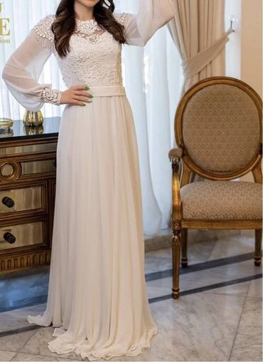 силиконовый бюстгальтер пуш ап: Təptəzə etiketi üstündə öz paketində nişan və nikah donu. Necə