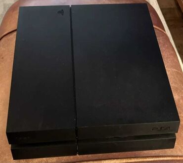 PS4 (Sony Playstation 4): PlayStation 4 prasfikaya geden problemsiz plomblu