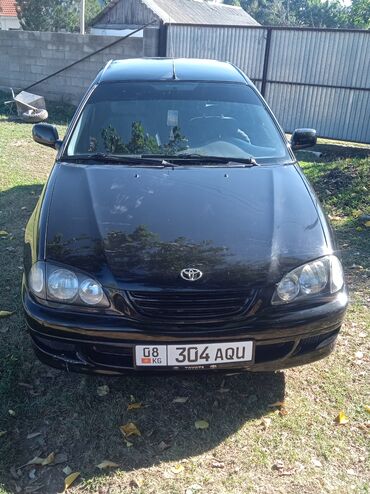 приус машина: Toyota Avensis: 1999 г., 1.6 л, Механика, Бензин