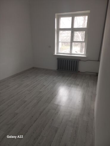 квартира ошский базар: 3 комнаты, 68 м², 3 этаж