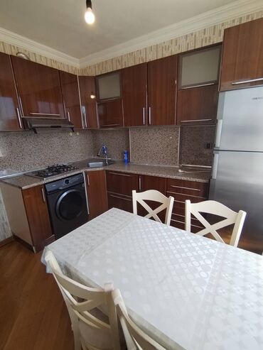 Uzunmüddətli kirayə mənzillər: Ər Riyad Ticarət mərkəzinin qarşısında yerləşir. Abşeron gənclər — 5