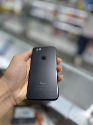 Apple iPhone: IPhone 7, 128 ГБ, Черный, Защитное стекло, 100 %