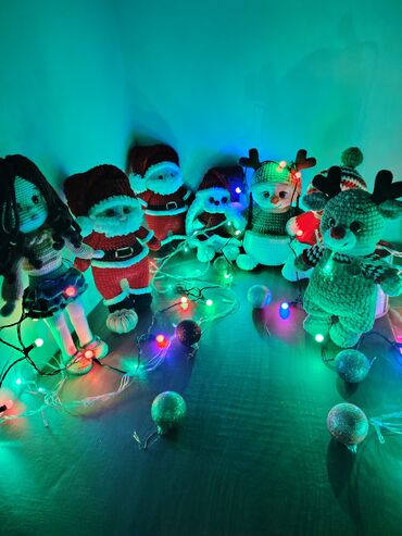 Yeni il oyuncaqları və bəzəkləri: Məhsul: Əl işi toxunma yumşaq oyuncaqlar Qiymetler olcuye gore deyisir — 11