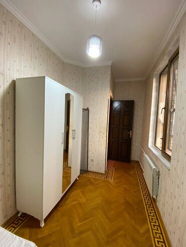 Uzunmüddətli kirayə mənzillər: 28 may metrosuna yaxın Amerika səfirliyinə yaxın 5 mertebeli binanın — 20