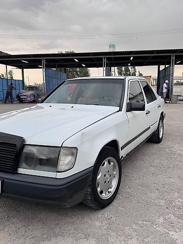 бампер 124: Mercedes-Benz W124: 1988 г., 2.3 л, Механика, Бензин, Седан — 2