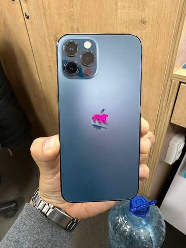 лампы для съемок: IPhone 12 Pro, Колдонулган, 256 ГБ, Pacific Blue, Куту, 79 %