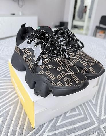 красовки ребок: Кроссовки, 35, 35.5, Versace, Б/у, цвет - Коричневый, Самовывоз, Платная доставка — 4