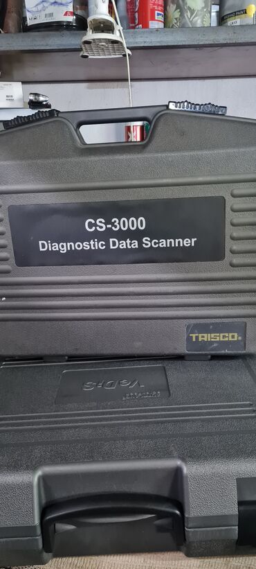 Другая автоэлектроника: Сканер для различн марок авто. новый. работает