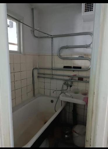 панельные дома: 3 комнаты, 52 м², 104 серия, 2 этаж, Старый ремонт — 2