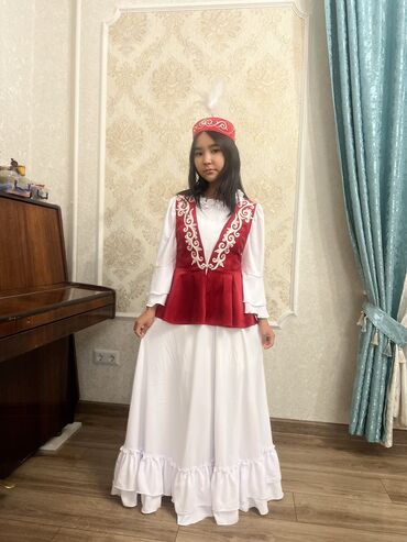 Прокат детских карнавальных костюмов: Кыргызский национальный костюм для девочек 10-13 лет Белое платье at lalafo.kg Прокат детских карнавальных костюмов: Кыргызский национальный костюм для девочек 10-13 лет Белое платье