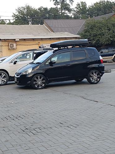 sprinter bazar: Honda Fit: 2005 г. — 1