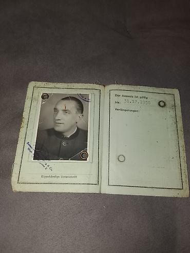 Digər kolleksiyalar: Vyananın Qaranlıq İlləri: 1950-ci illər Avstriya Orijinal Mühafizə və — 1