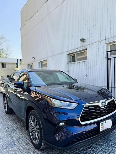 диспы: Toyota Highlander: 2021 г., 2.5 л, Вариатор, Гибрид, Кроссовер — 1