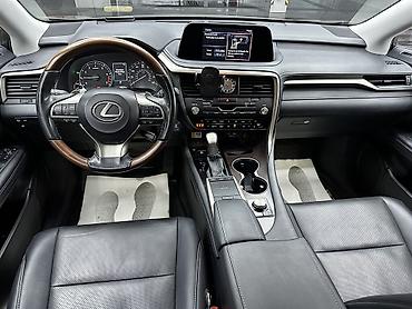 проходная: Lexus RX: 2021 г., 3.5 л, Автомат, Бензин, Кроссовер — 4