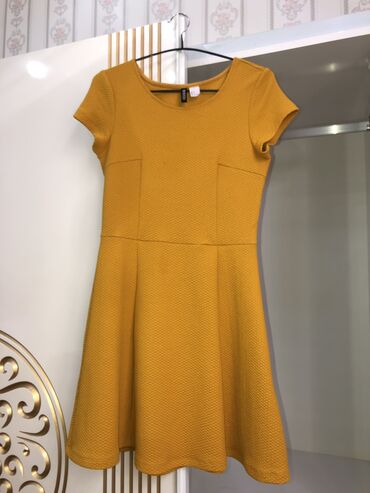 sara yay: Коктейльное платье, M (EU 38)