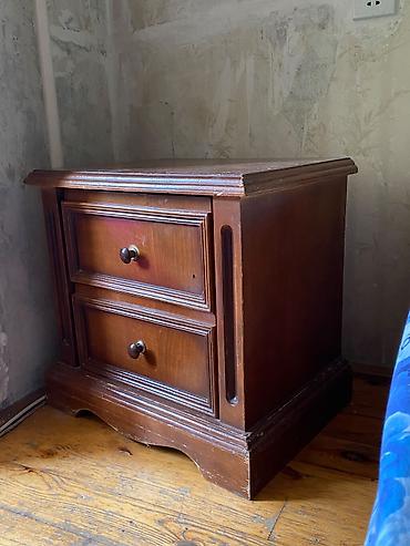 misar frez: Klassik üslubda taxta komod və tumba dəsti. - Material: ağac/taxta — 2